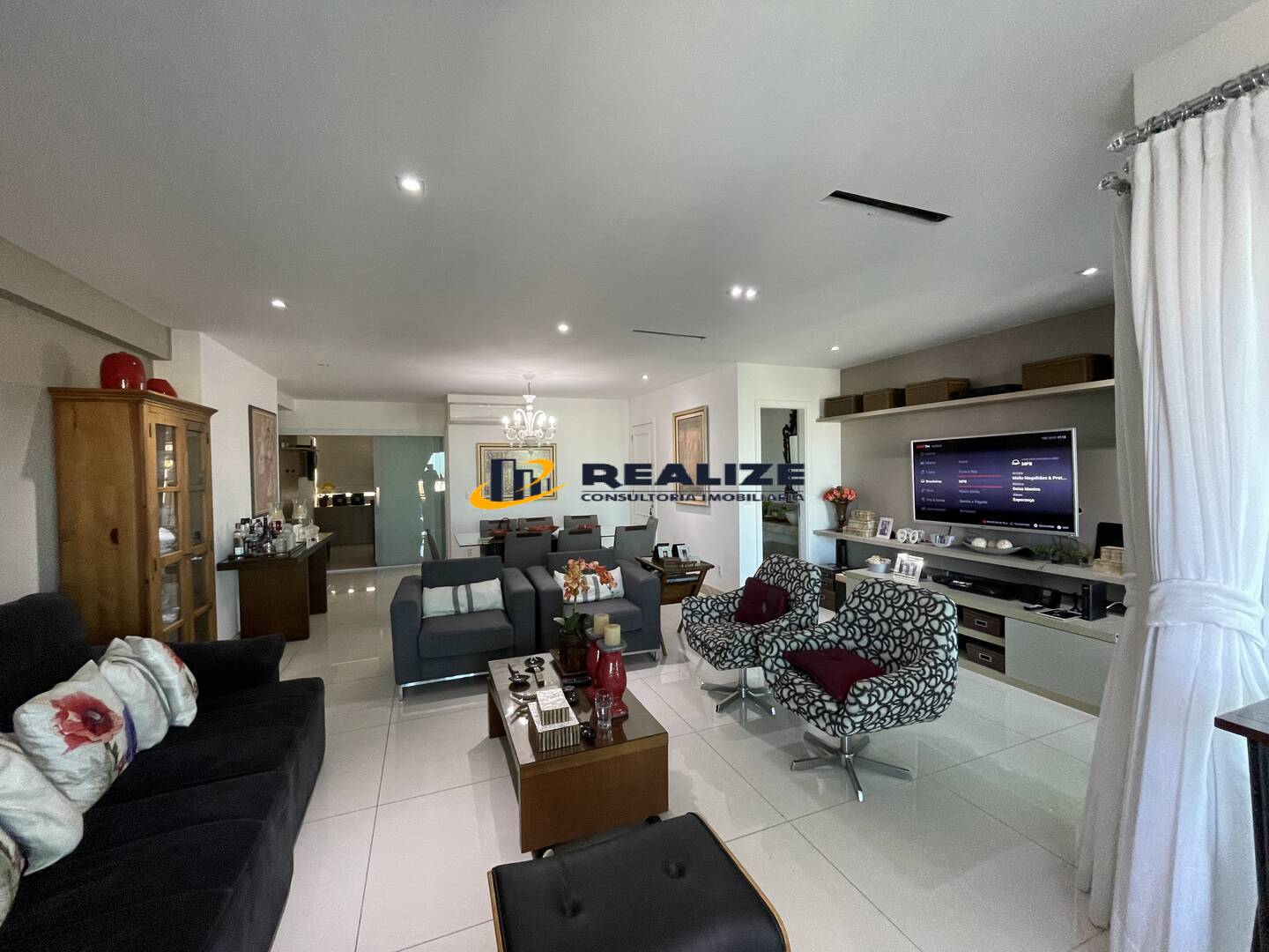 Imagem Apartamento com 3 Quartos à Venda, 160 m²em Centro - Campos dos Goytacazes
