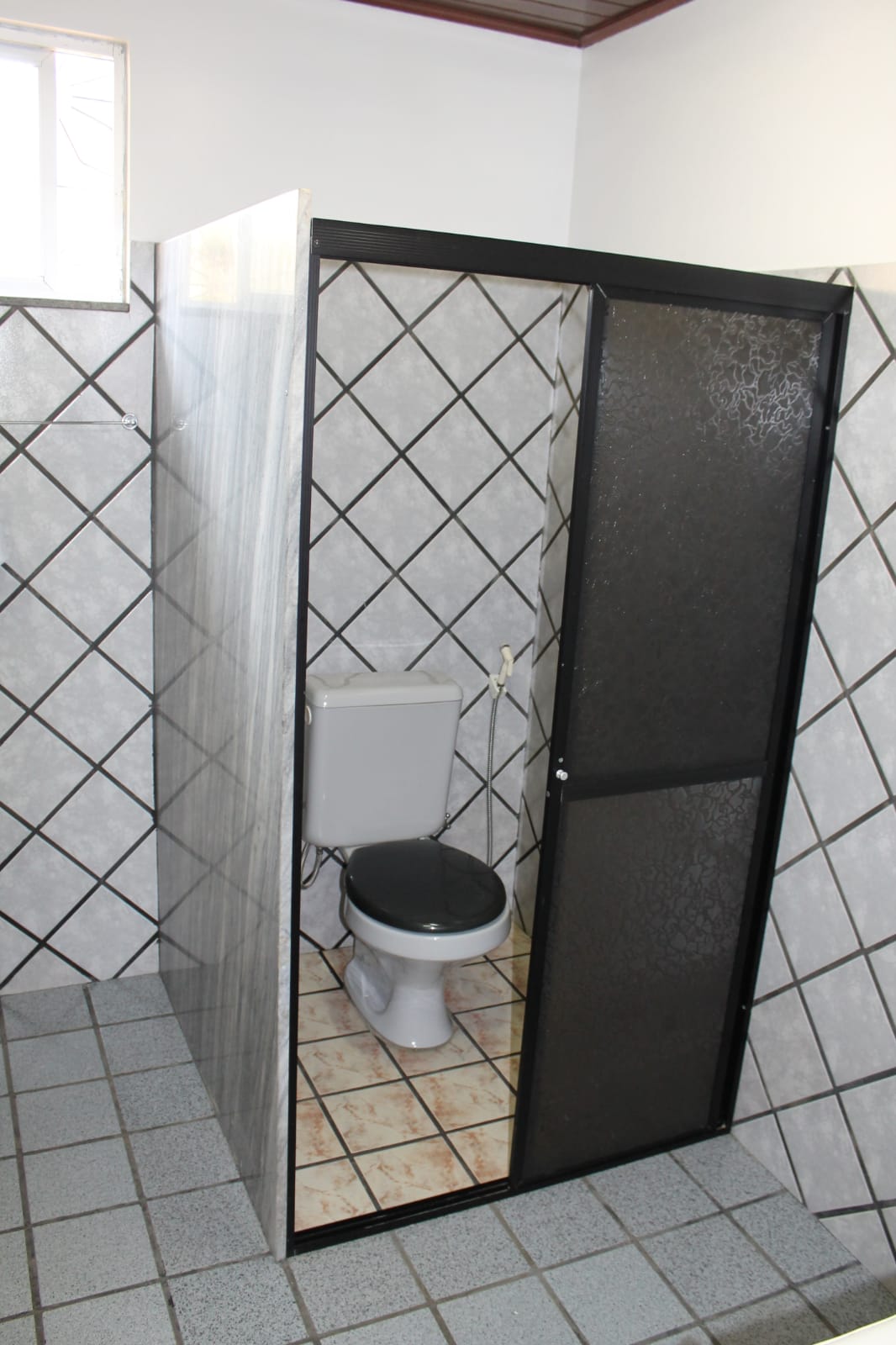 Imagem Casa com 4 Quartos para Alugar, 1 m²em Marco - Belém Imagem Casa com 4 Quartos para Alugar, 1 m²em Marco - Belém