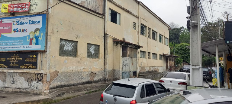Imagem Imóvel Comercial à Venda ou Locação, 400 m² em Rio do Ouro - Niterói Imagem Imóvel Comercial à Venda ou Locação, 400 m² em Rio do Ouro - Niterói