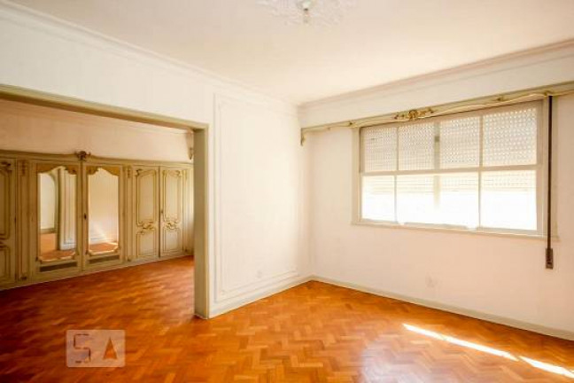 Imagem Apartamento com 4 Quartos à Venda, 300 m² em Copacabana - Rio de Janeiro Imagem Apartamento com 4 Quartos à Venda, 300 m² em Copacabana - Rio de Janeiro