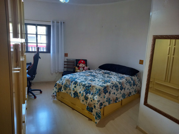 Imagem Sobrado com 5 Quartos à Venda, em Jardim Las Vegas - Santo André Imagem Sobrado com 5 Quartos à Venda, em Jardim Las Vegas - Santo André