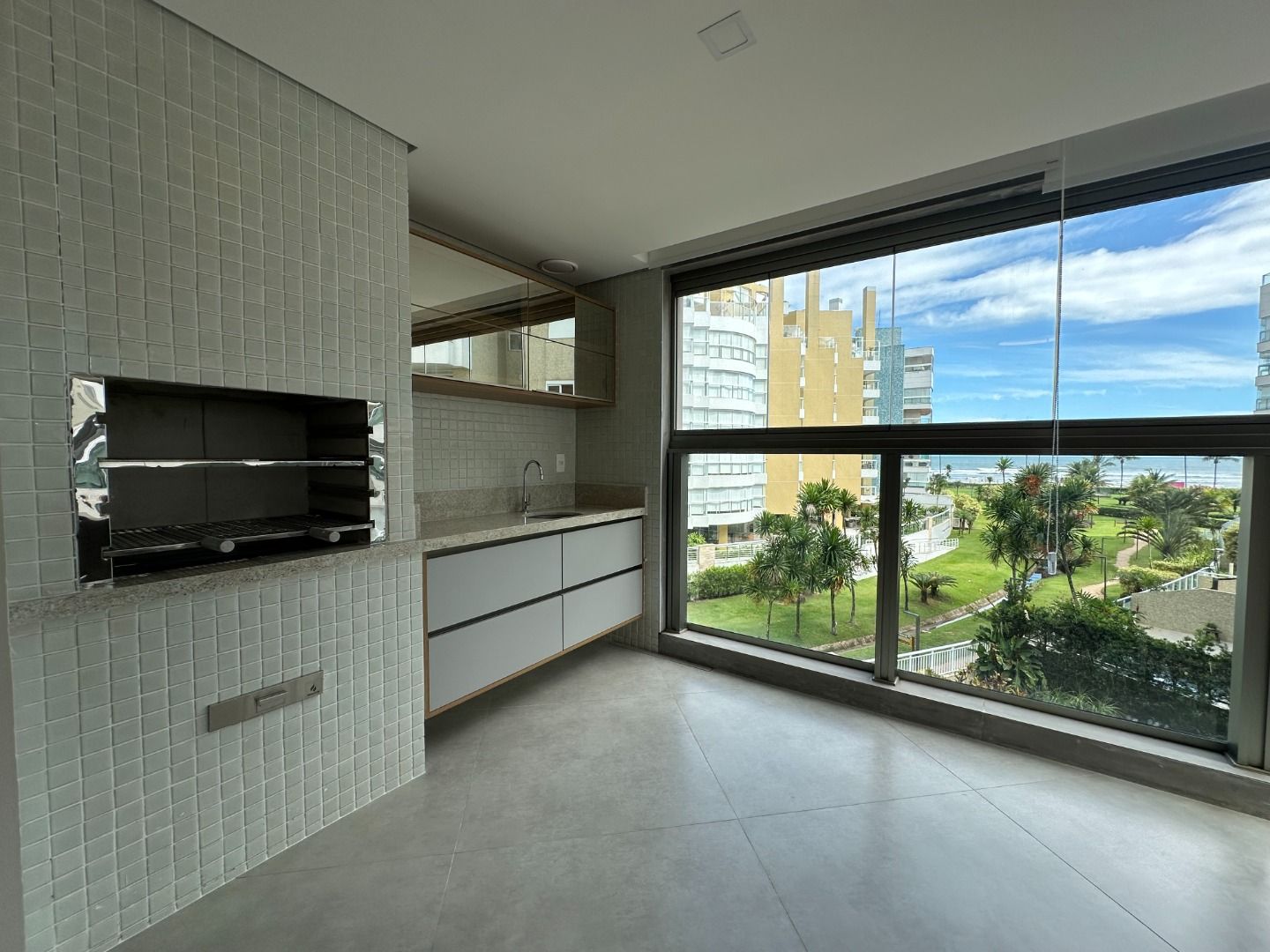 Imagem Apartamento com 5 Quartos à Venda, 192 m² em Riviera - Bertioga