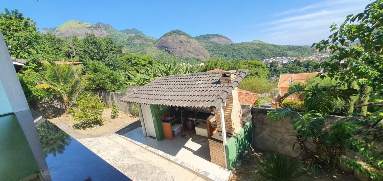 Imagem Casa com 3 Quartos à Venda, 180 m² em Freguesia (Jacarepaguá) - Rio de Janeiro Imagem Casa com 3 Quartos à Venda, 180 m² em Freguesia (Jacarepaguá) - Rio de Janeiro