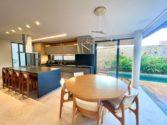 Imagem Sobrado com 3 Quartos à Venda, 351 m² em Condomínio Residencial Grand Trianon - Anápolis Imagem Sobrado com 3 Quartos à Venda, 351 m² em Condomínio Residencial Grand Trianon - Anápolis