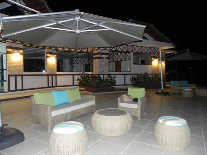 Imagem Casa com 3 Quartos à Venda, 350 m² em Várzea - Teresópolis