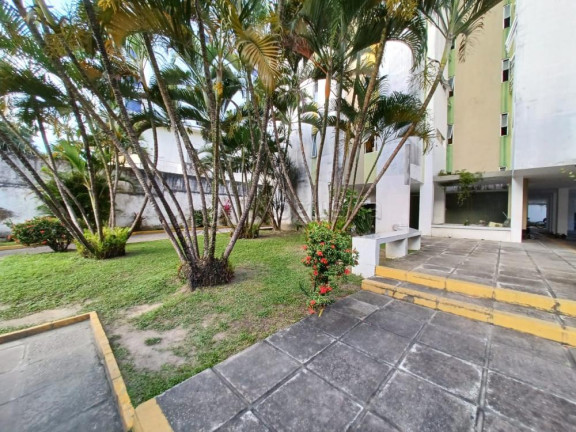Imagem Apartamento com 3 Quartos à Venda, 77 m² em Casa Amarela - Recife