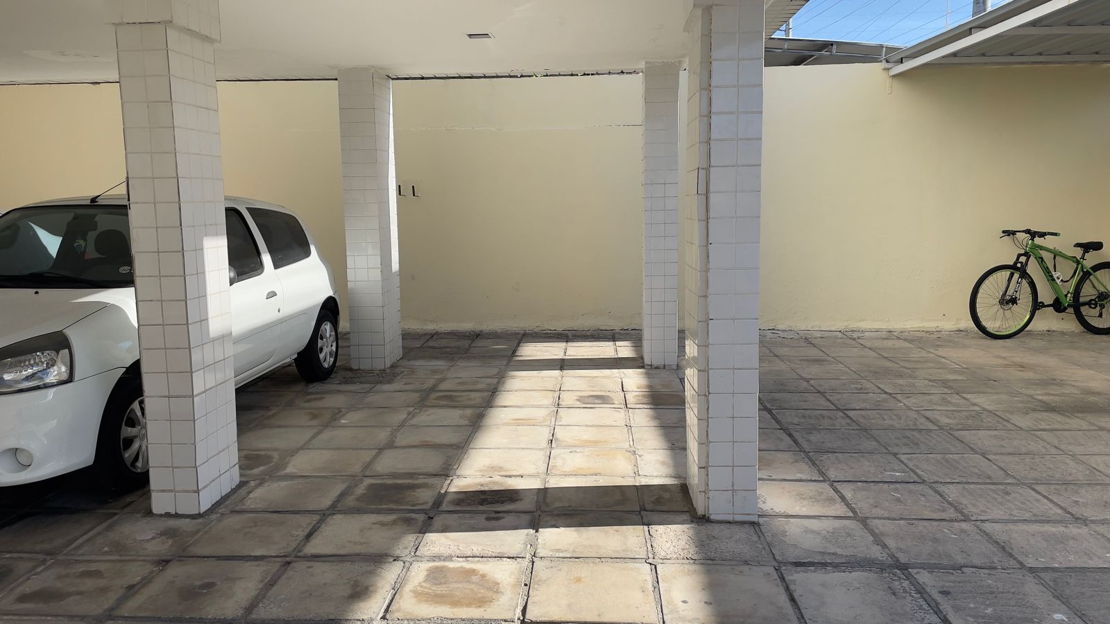 Imagem Apartamento com 2 Quartos à Venda, 56 m²em Bessa - João Pessoa