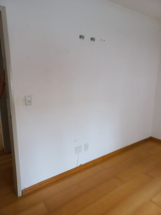 Imagem Apartamento com 1 Quarto à Venda,  em Passo da Areia - Porto Alegre