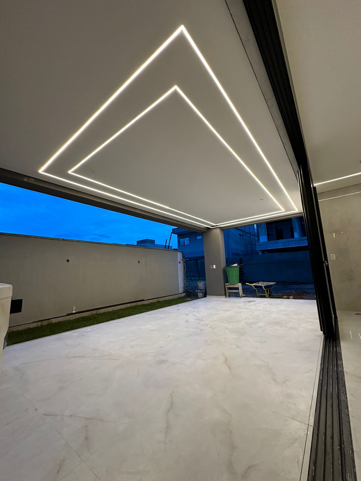 Imagem Casa de Condomínio com 4 Quartos à Venda, 274 m²em CENTRO - EUSEBIO