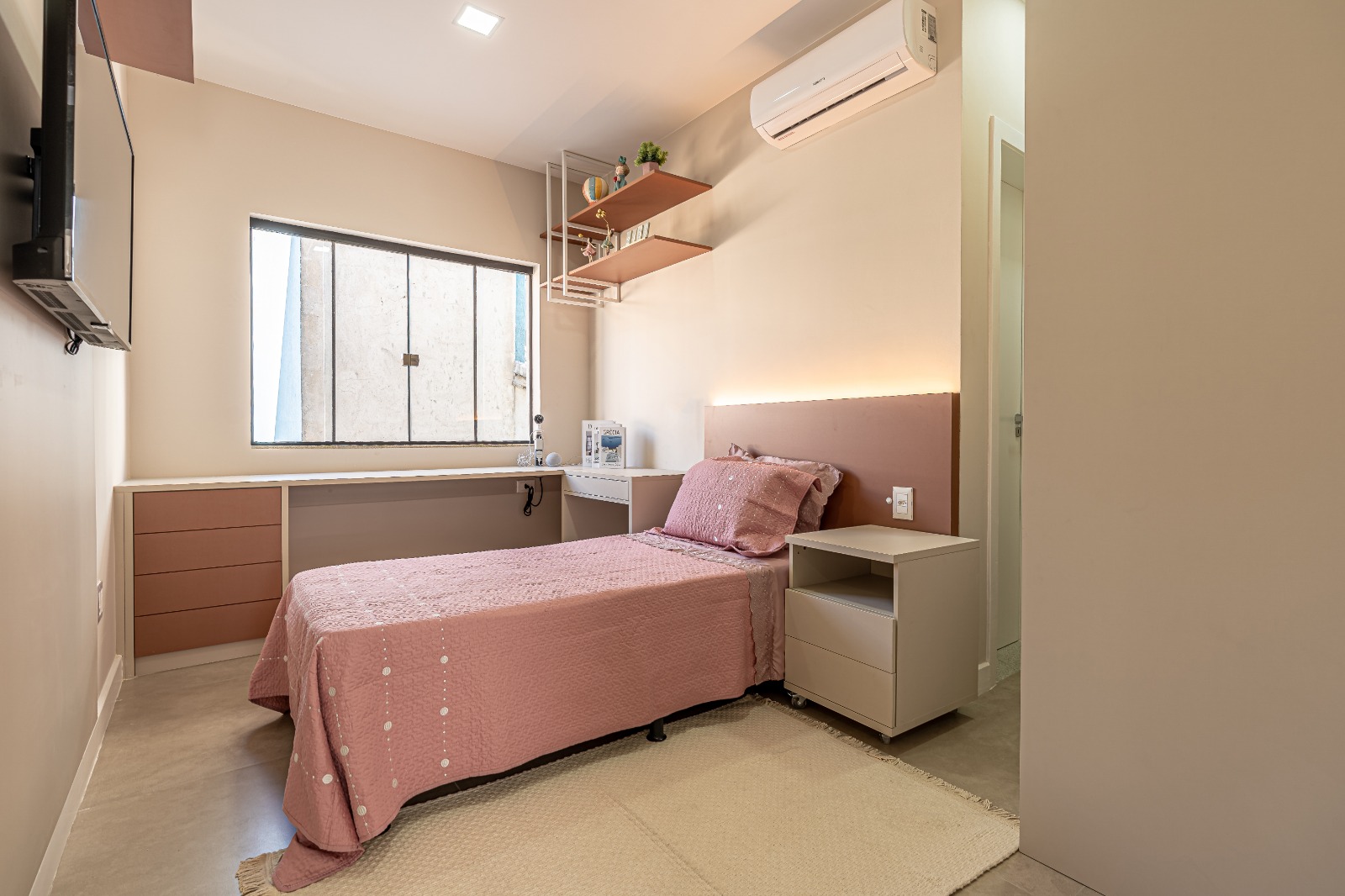 Imagem Casa de Condomínio com 3 Quartos à Venda, 202 m²em Vargem Pequena - Rio de Janeiro
