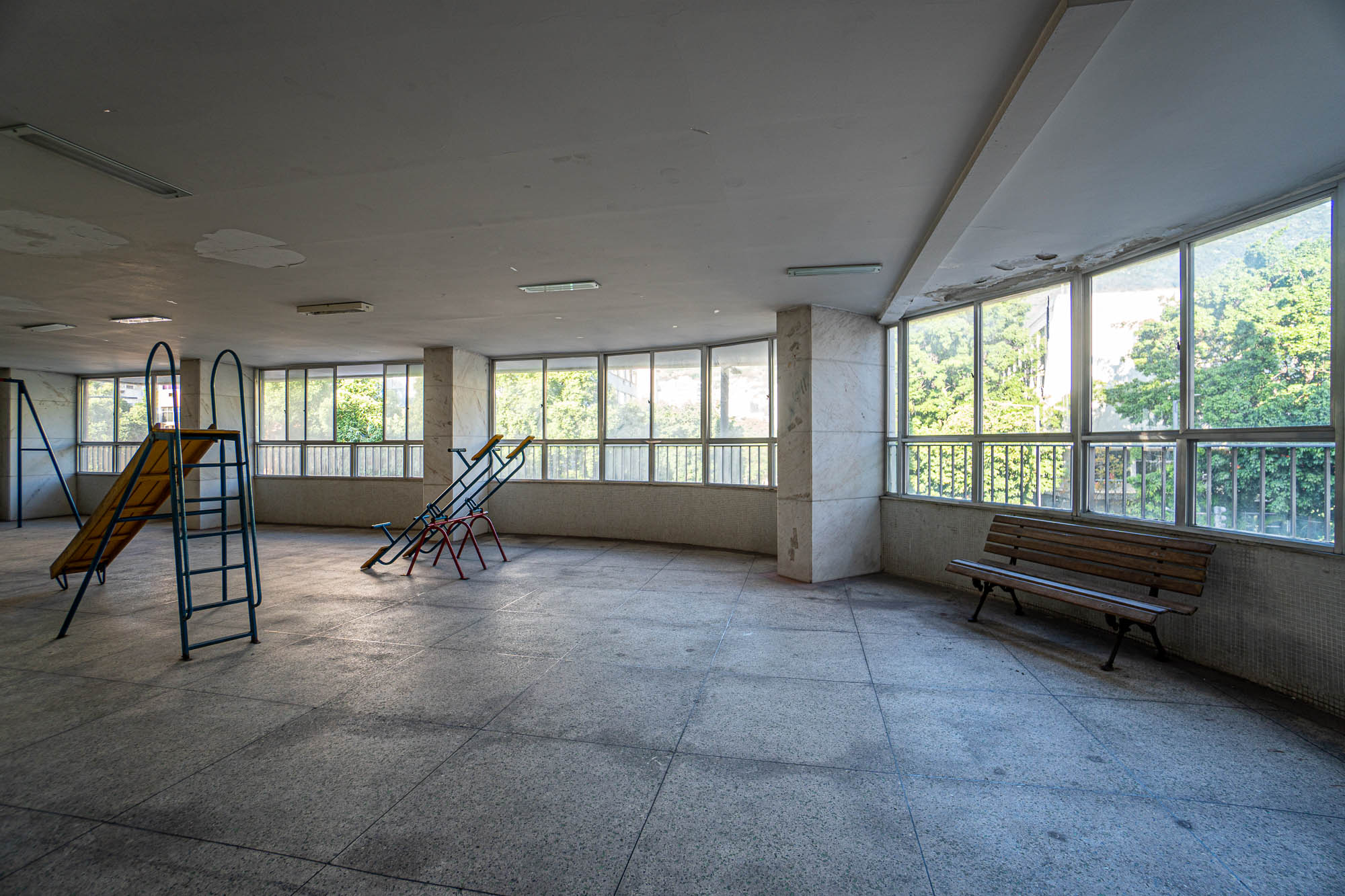 Imagem Apartamento com 4 Quartos à Venda ou Temporada, 130 m²em Tijuca - Rio de Janeiro Imagem Apartamento com 4 Quartos à Venda ou Temporada, 130 m²em Tijuca - Rio de Janeiro