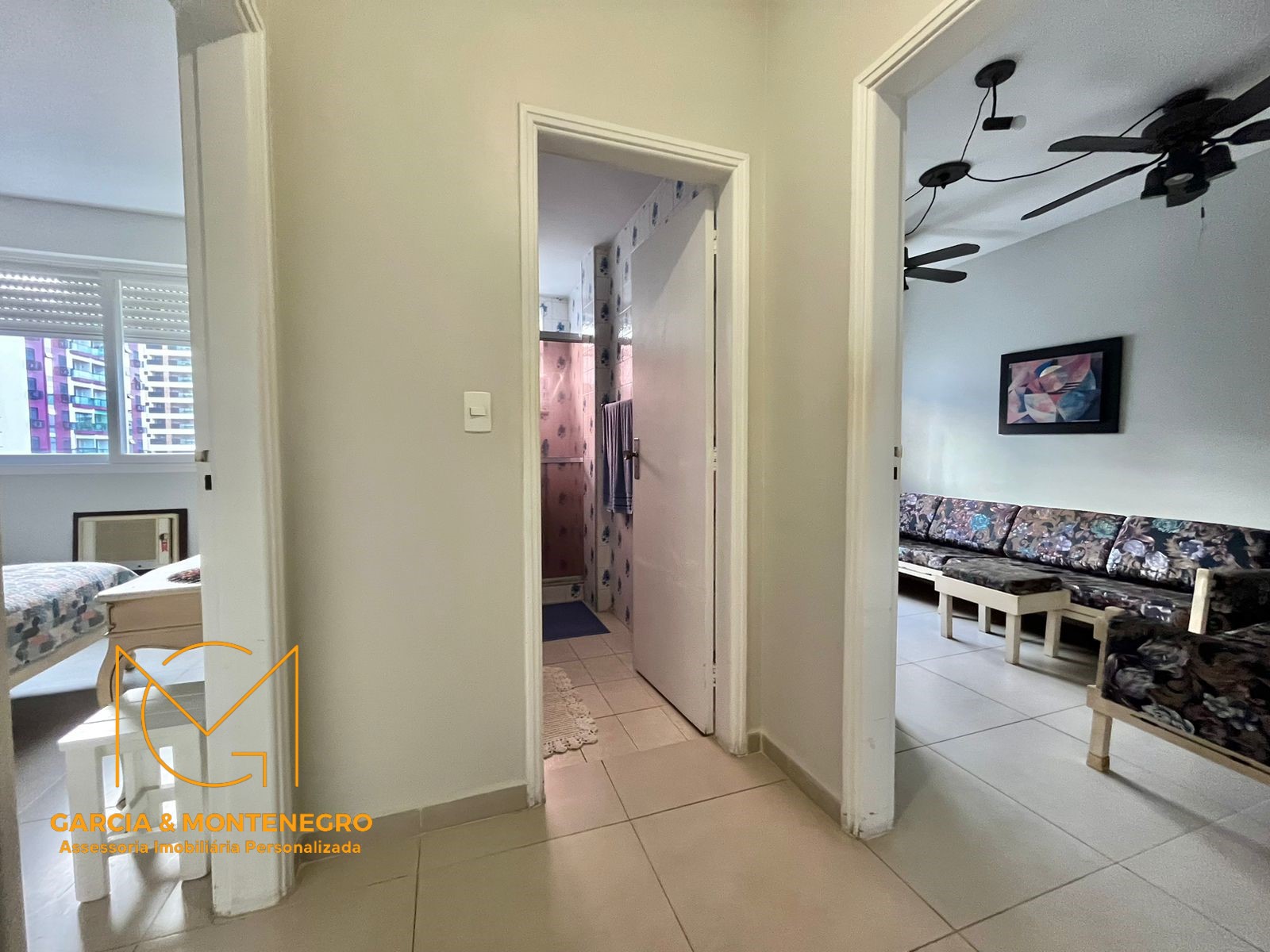 Imagem Apartamento com 2 Quartos à Venda, 110 m²em Pompéia - Santos