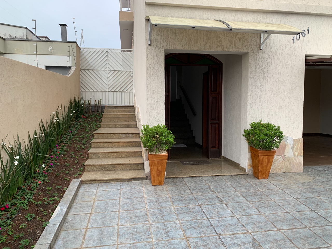 Imagem Sobrado com 4 Quartos à Venda, 408 m²em Vila Ipiranga - Mogi das Cruzes Imagem Sobrado com 4 Quartos à Venda, 408 m²em Vila Ipiranga - Mogi das Cruzes