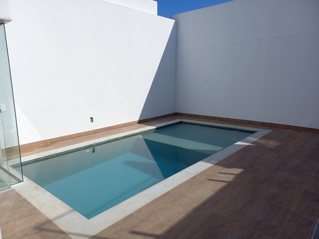 Imagem Casa com 4 Quartos à Venda, 214 m²em Itaipu - Niterói