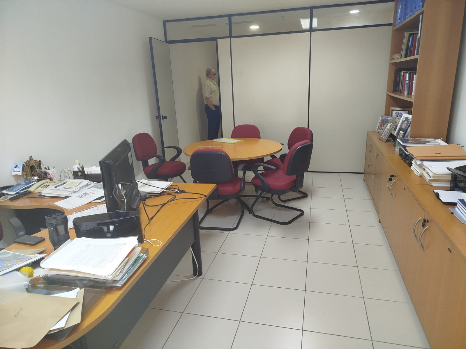 Imagem Imóvel Comercial para Alugar, 33 m²em Caminho das Árvores - Salvador