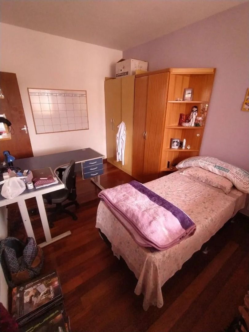 Imagem Casa com 3 Quartos à Venda, 200 m² em Aeroporto - Juiz de Fora