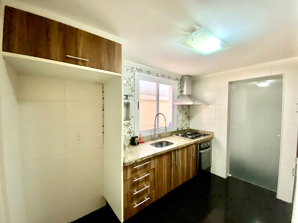 Imagem Casa de Condomínio com 3 Quartos à Venda, 123 m²em Jardim Ermida I - Jundiaí