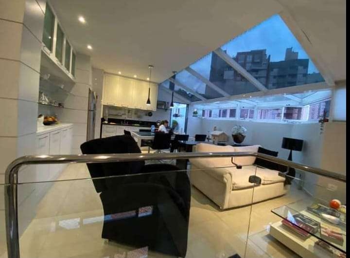 Imagem Apartamento com 2 Quartos à Venda, 80 m²em Batel - Curitiba Imagem Apartamento com 2 Quartos à Venda, 80 m²em Batel - Curitiba