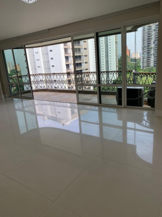 Apartamento com 4 Quartos à Venda,  em Santo Amaro - São Paulo
