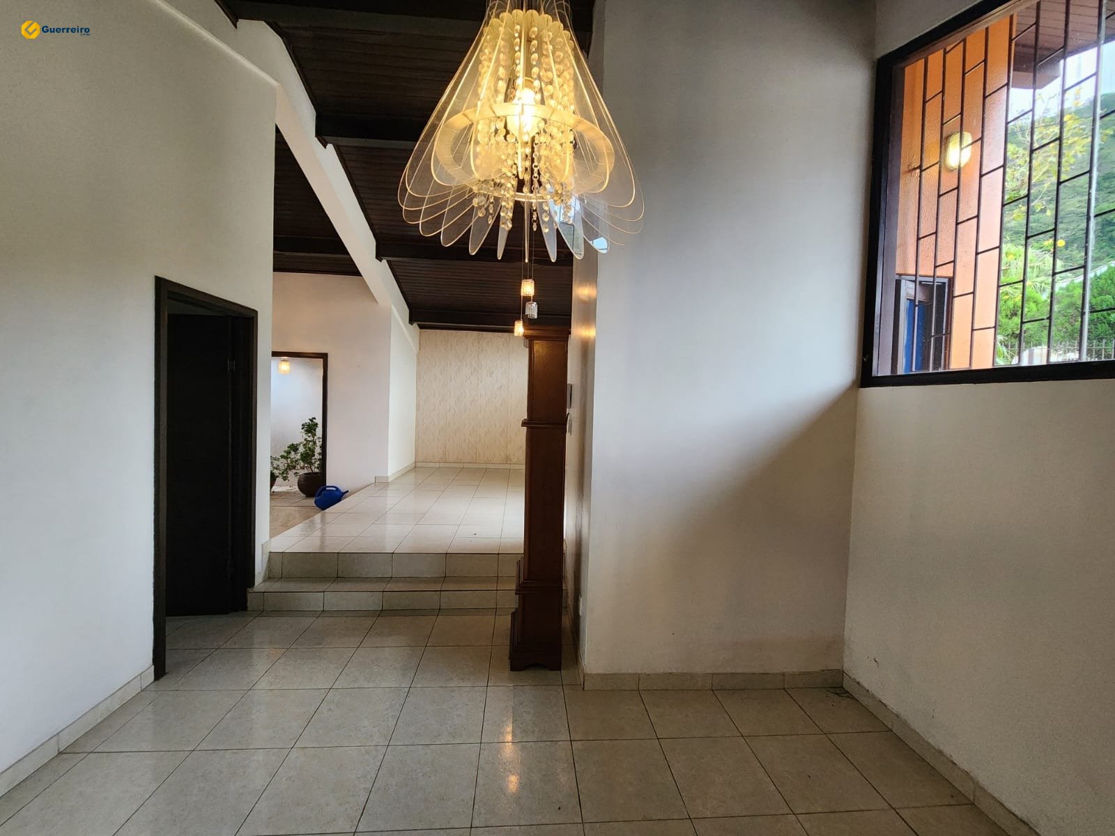 Imagem Casa com 3 Quartos à Venda, 190 m² em Trindade - Florianópolis Imagem Casa com 3 Quartos à Venda, 190 m² em Trindade - Florianópolis