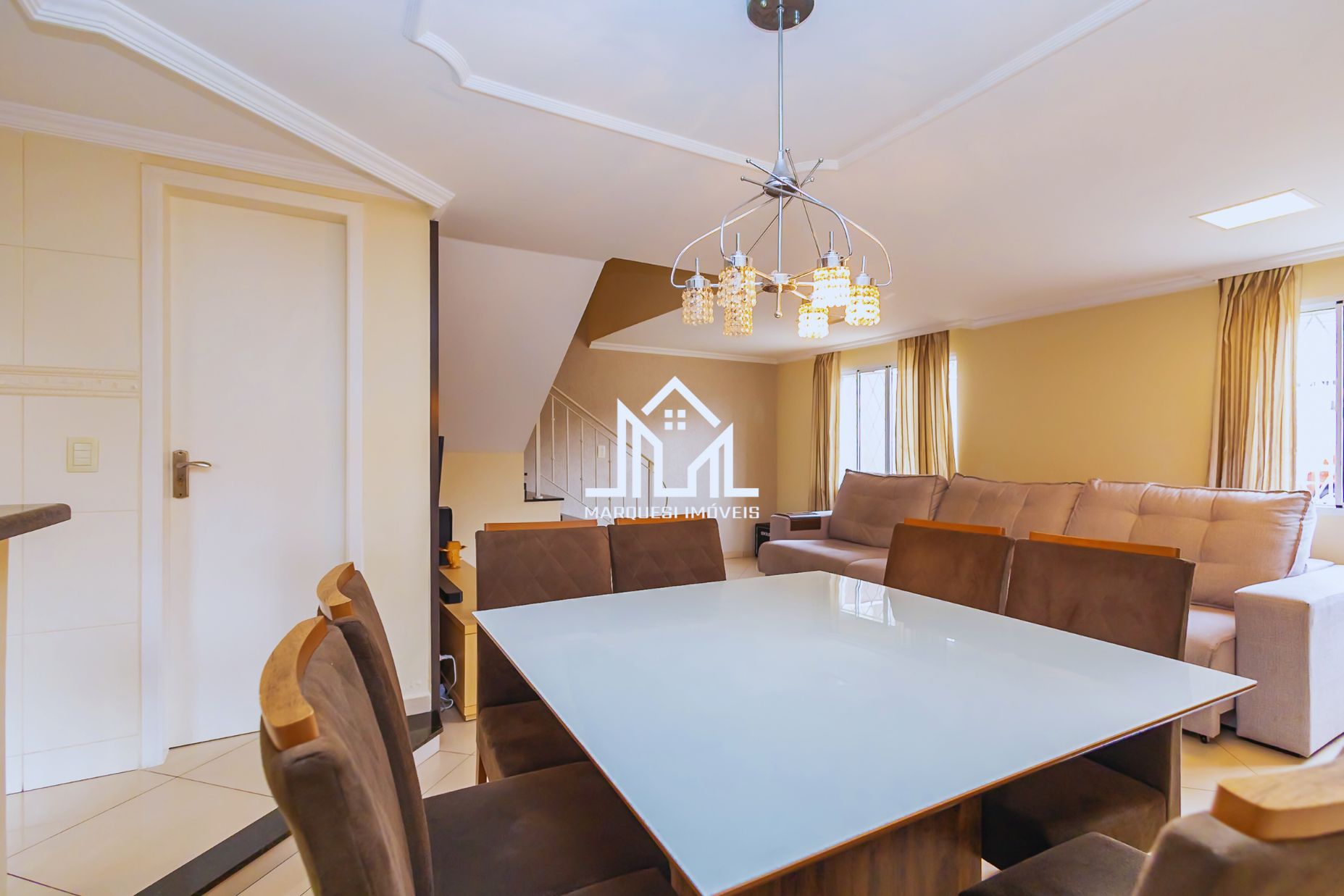 Imagem Sobrado com 3 Quartos à Venda, 172 m² em Santa Felicidade - Curitiba