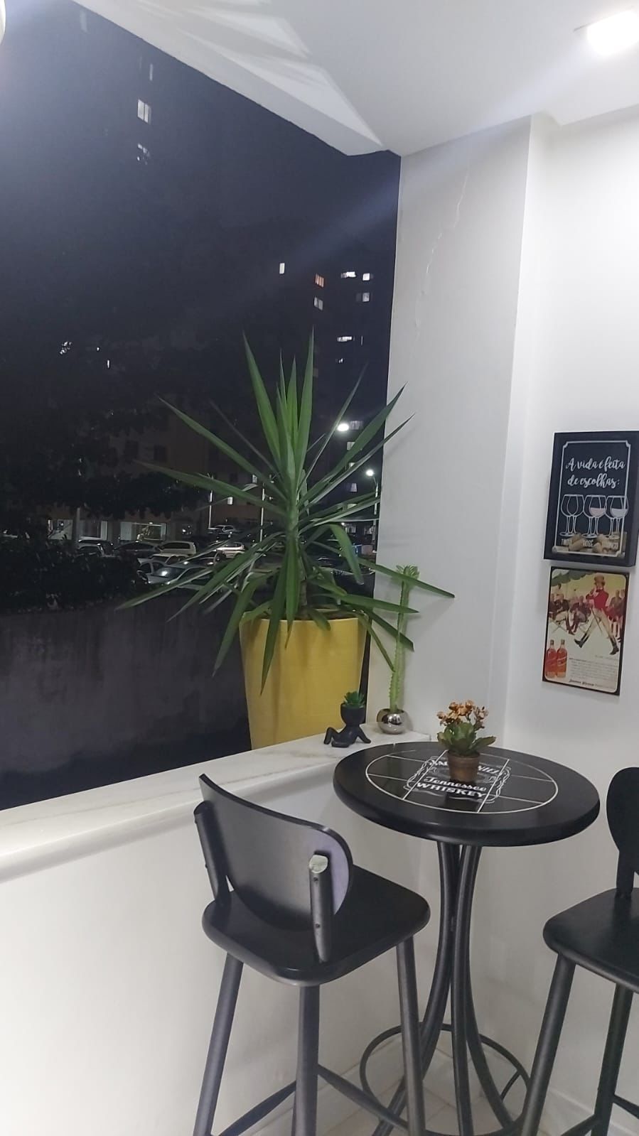 Imagem Apartamento com 3 Quartos à Venda, 95 m²em Costa Azul - Salvador