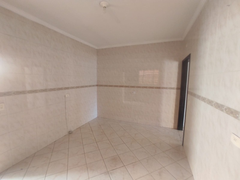 Imagem Casa com 2 Quartos para Alugar, 180 m²em Chácara Inglesa - São Paulo