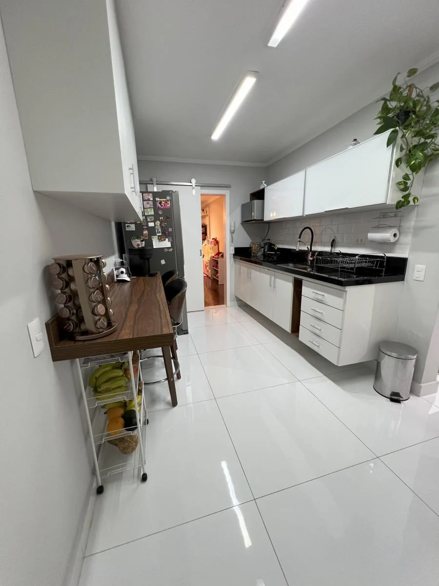Imagem Apartamento com 3 Quartos à Venda, 110 m²em Jardim Paulista - São Paulo