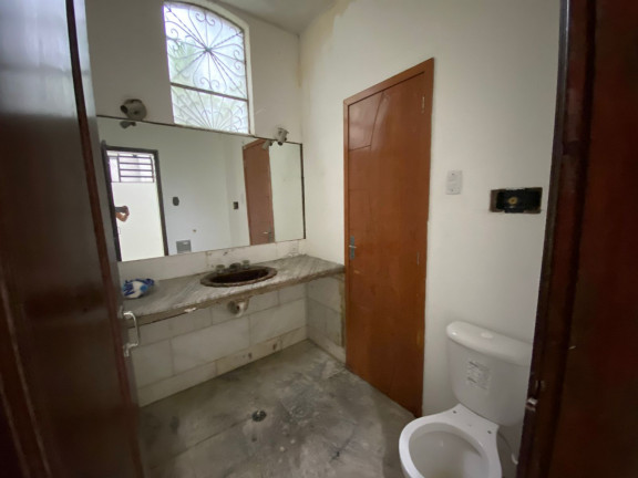 Imagem Casa com 4 Quartos à Venda, 240 m² em Umarizal - Belém Imagem Casa com 4 Quartos à Venda, 240 m² em Umarizal - Belém