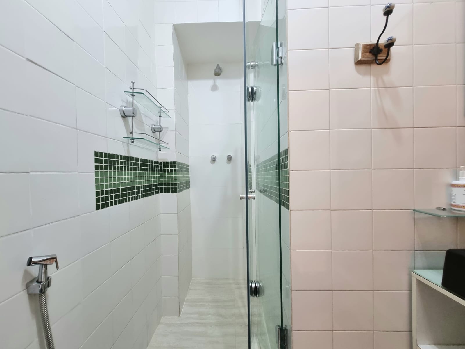 Imagem Apartamento com 2 Quartos à Venda, 65 m²em Leblon - Rio de Janeiro Imagem Apartamento com 2 Quartos à Venda, 65 m²em Leblon - Rio de Janeiro