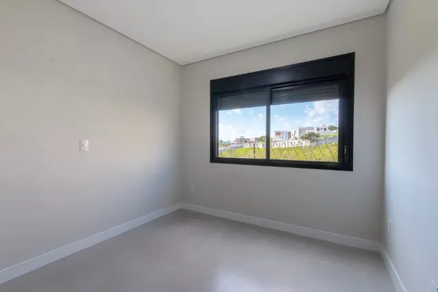 Imagem Casa de Condomínio com 4 Quartos à Venda, 255 m²em Loteamento Vale Azul I - Jundiaí Imagem Casa de Condomínio com 4 Quartos à Venda, 255 m²em Loteamento Vale Azul I - Jundiaí