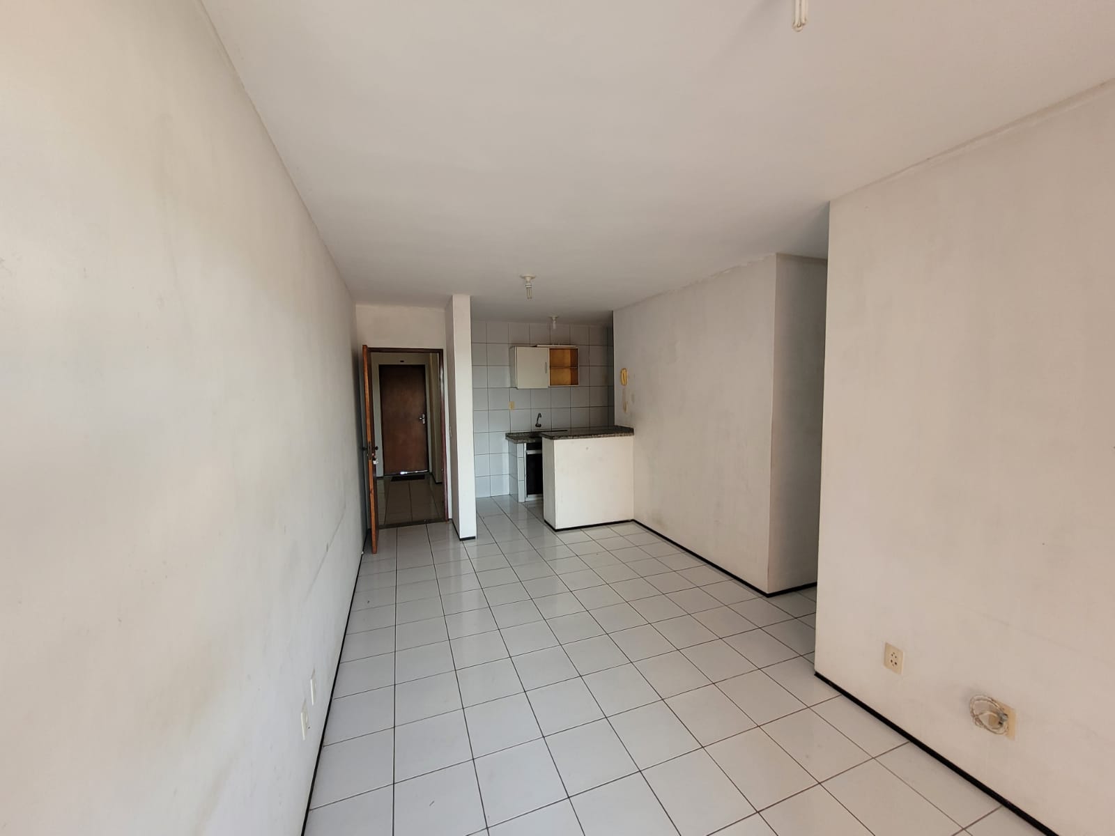 Imagem Apartamento com 3 Quartos à Venda, 76 m²em Itaperi - Fortaleza