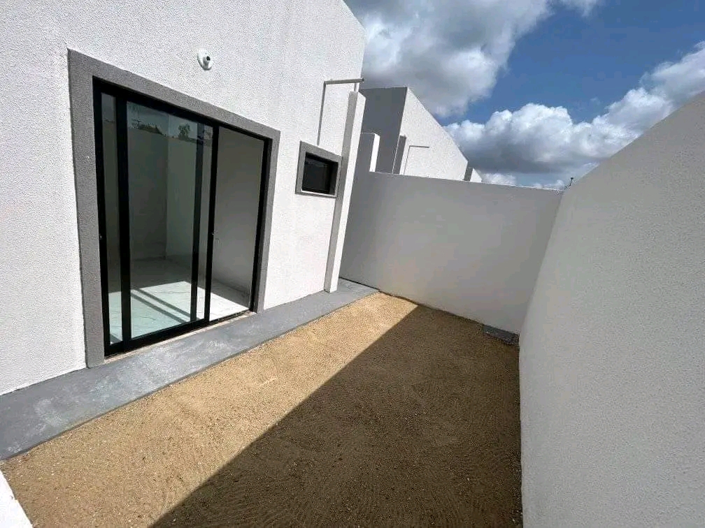 Imagem Casa com 3 Quartos à Venda, 92 m²em Centro - Eusebio Imagem Casa com 3 Quartos à Venda, 92 m²em Centro - Eusebio