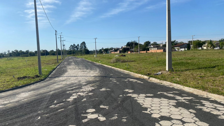 Imagem Terreno à Venda, 360 m² em Santa Cruz - Forquilhinha Imagem Terreno à Venda, 360 m² em Santa Cruz - Forquilhinha