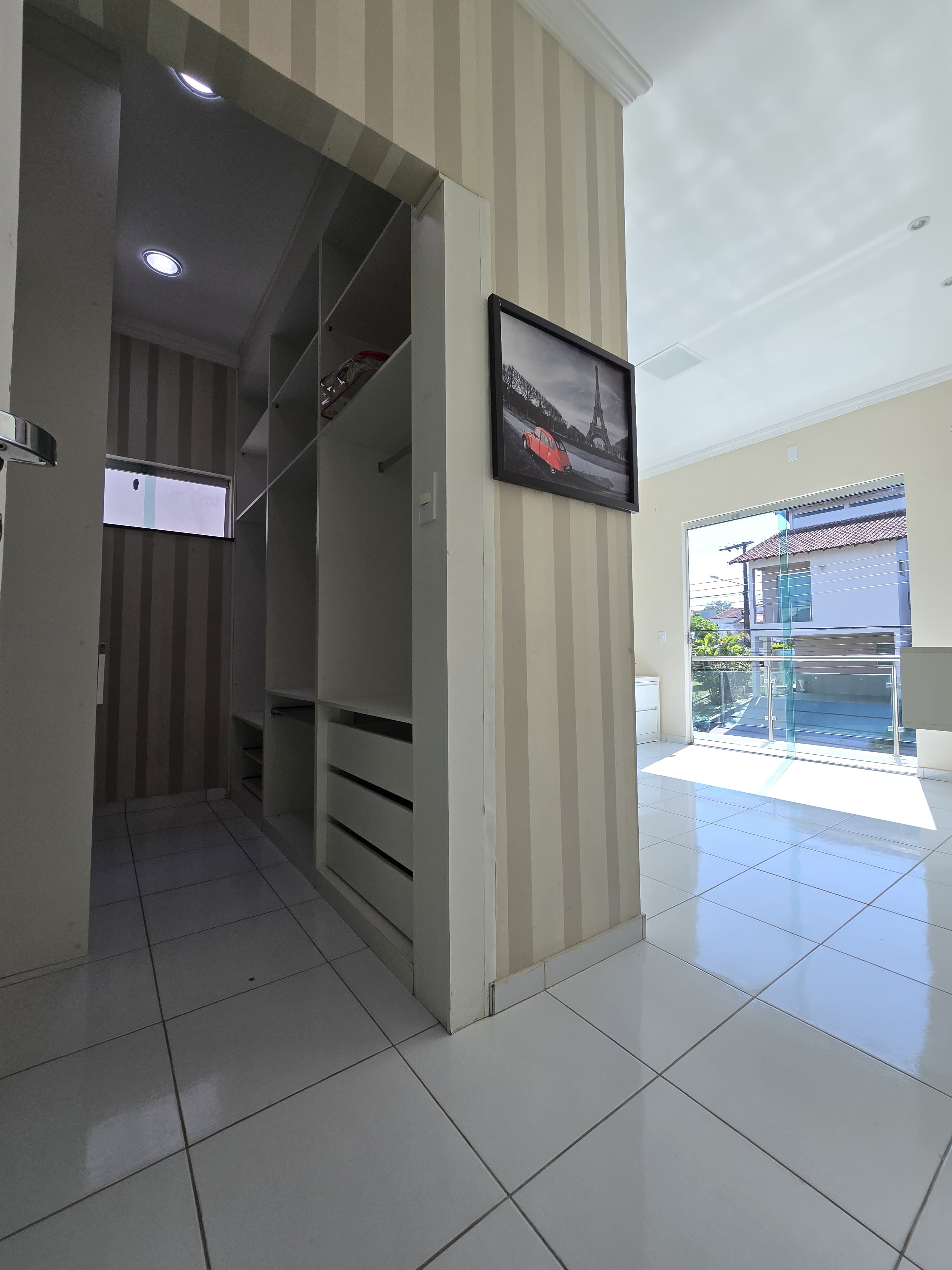 Imagem Casa de Condomínio com 4 Quartos à Venda, 238 m² em Tarumã - Manaus