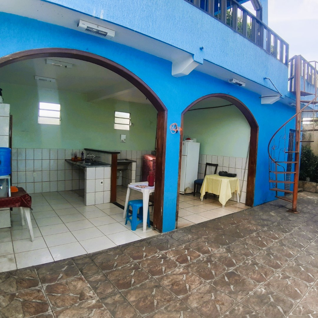 Imagem Casa com 4 Quartos à Venda, 254 m²em Novo Aleixo - Manaus Imagem Casa com 4 Quartos à Venda, 254 m²em Novo Aleixo - Manaus