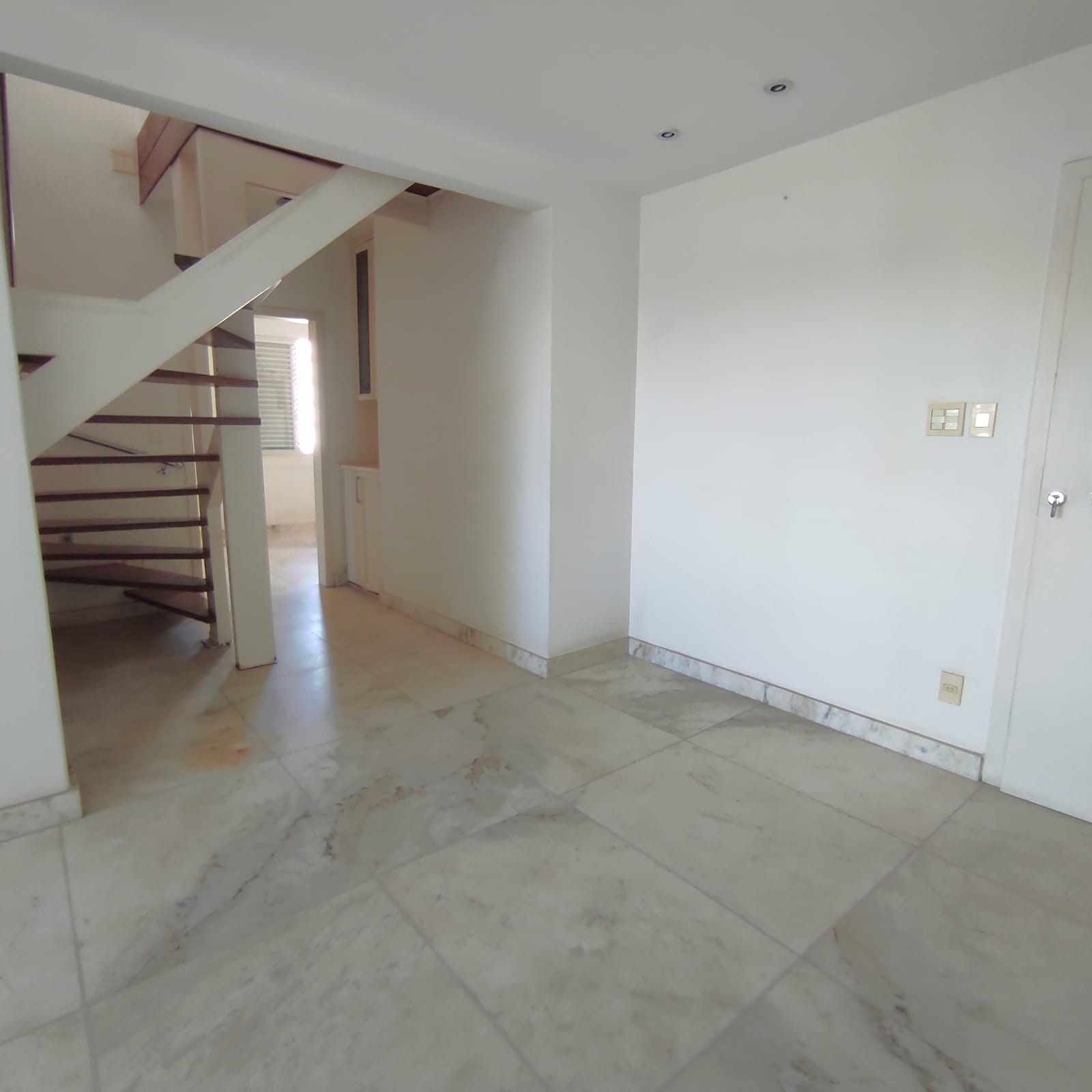 Imagem Cobertura com 3 Quartos à Venda, 190 m²em Coração de Jesus - Belo Horizonte