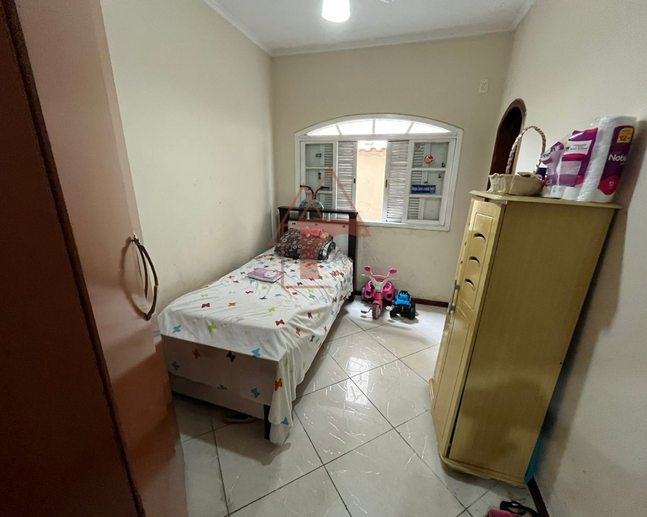 Imagem Sobrado com 4 Quartos à Venda, 162 m² em Vila Ponte Nova - Cubatão