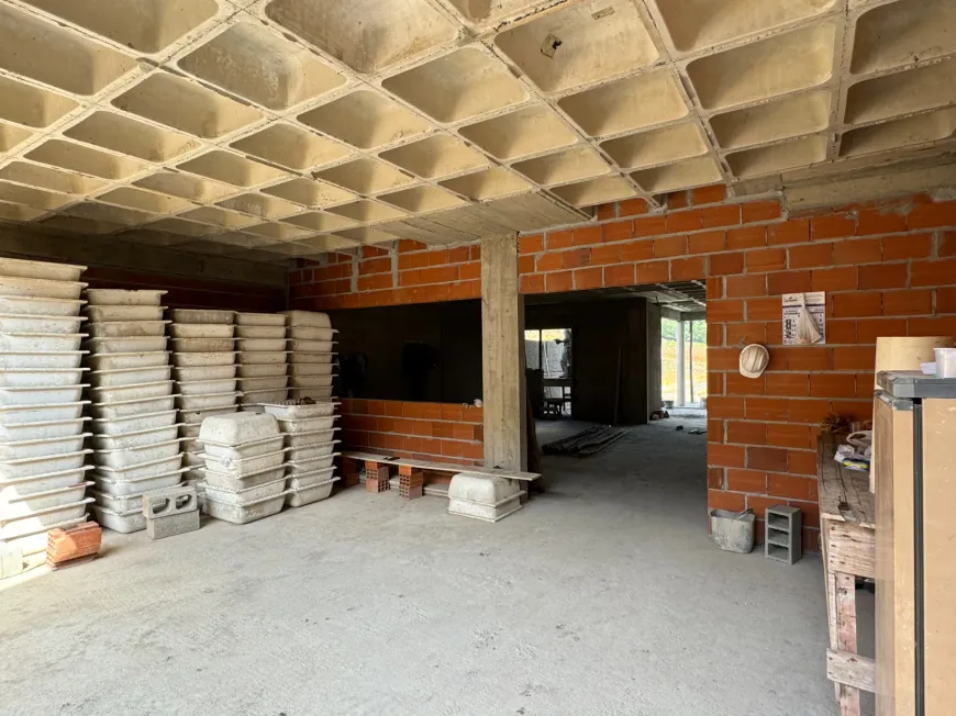 Imagem Casa com 4 Quartos à Venda, 220 m² em Novo Horizonte - Juiz de Fora Imagem Casa com 4 Quartos à Venda, 220 m² em Novo Horizonte - Juiz de Fora