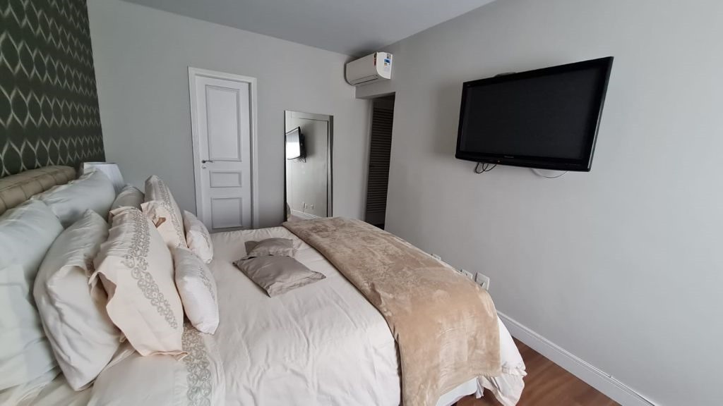 Imagem Apartamento com 4 Quartos à Venda, 210 m²em Indianópolis - São Paulo