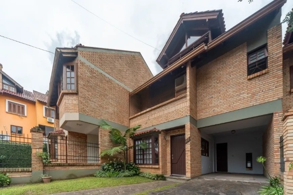 Imagem Casa com 3 Quartos à Venda, 151 m² em Jardim Isabel - Porto Alegre