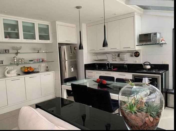 Imagem Apartamento com 2 Quartos à Venda, 80 m²em Batel - Curitiba Imagem Apartamento com 2 Quartos à Venda, 80 m²em Batel - Curitiba