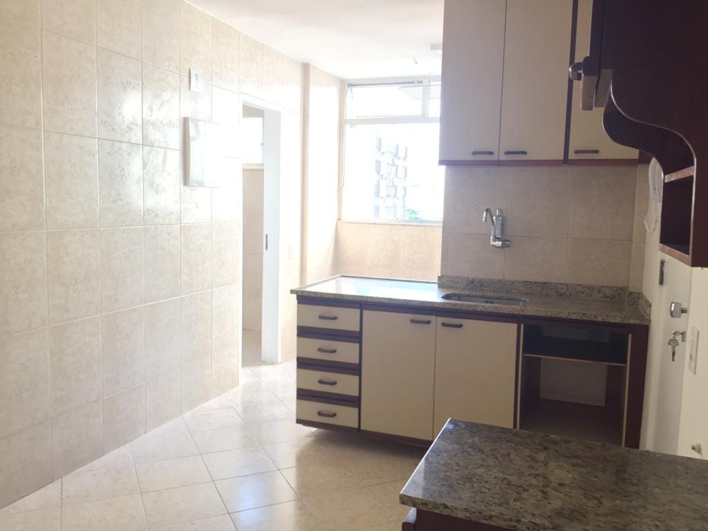Imagem Apartamento com 3 Quartos à Venda, 142 m²em Icaraí - Niterói
