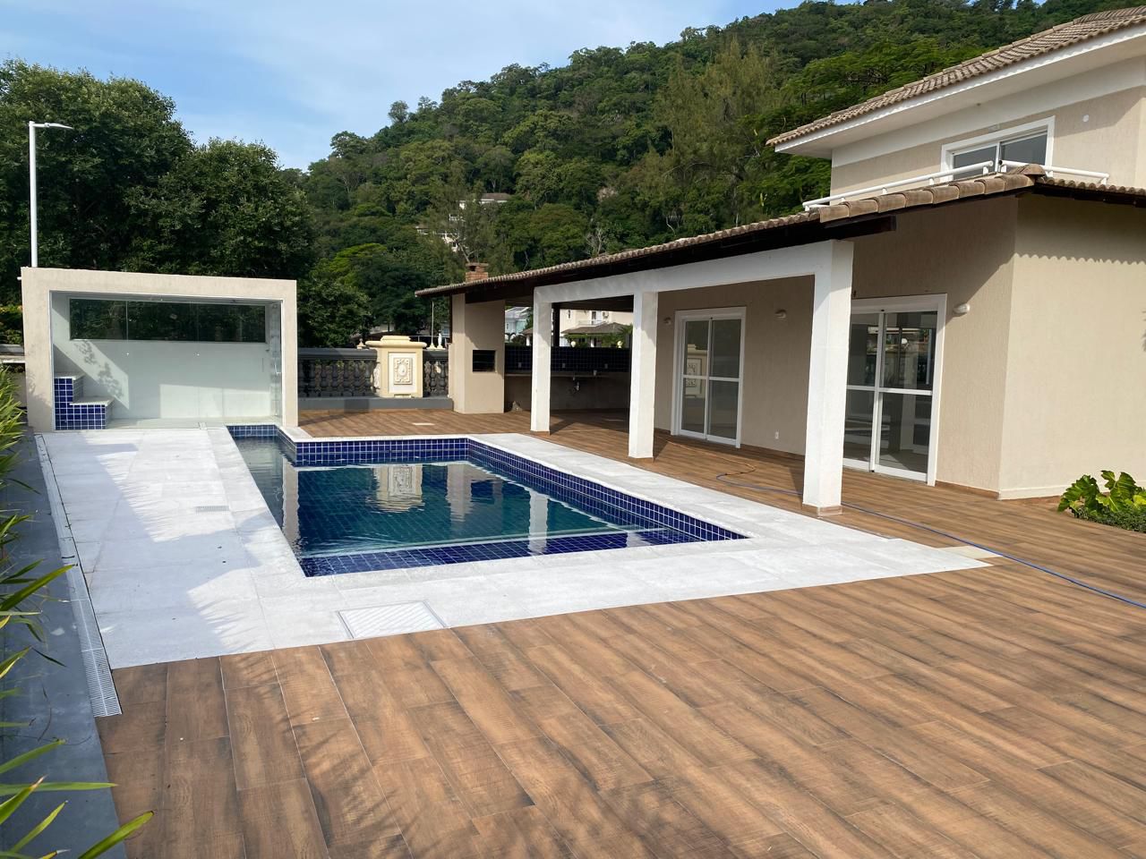 Imagem Casa de Condomínio com 5 Quartos à Venda, 756 m² em Recreio dos Bandeirantes - Rio de Janeiro Imagem Casa de Condomínio com 5 Quartos à Venda, 756 m² em Recreio dos Bandeirantes - Rio de Janeiro