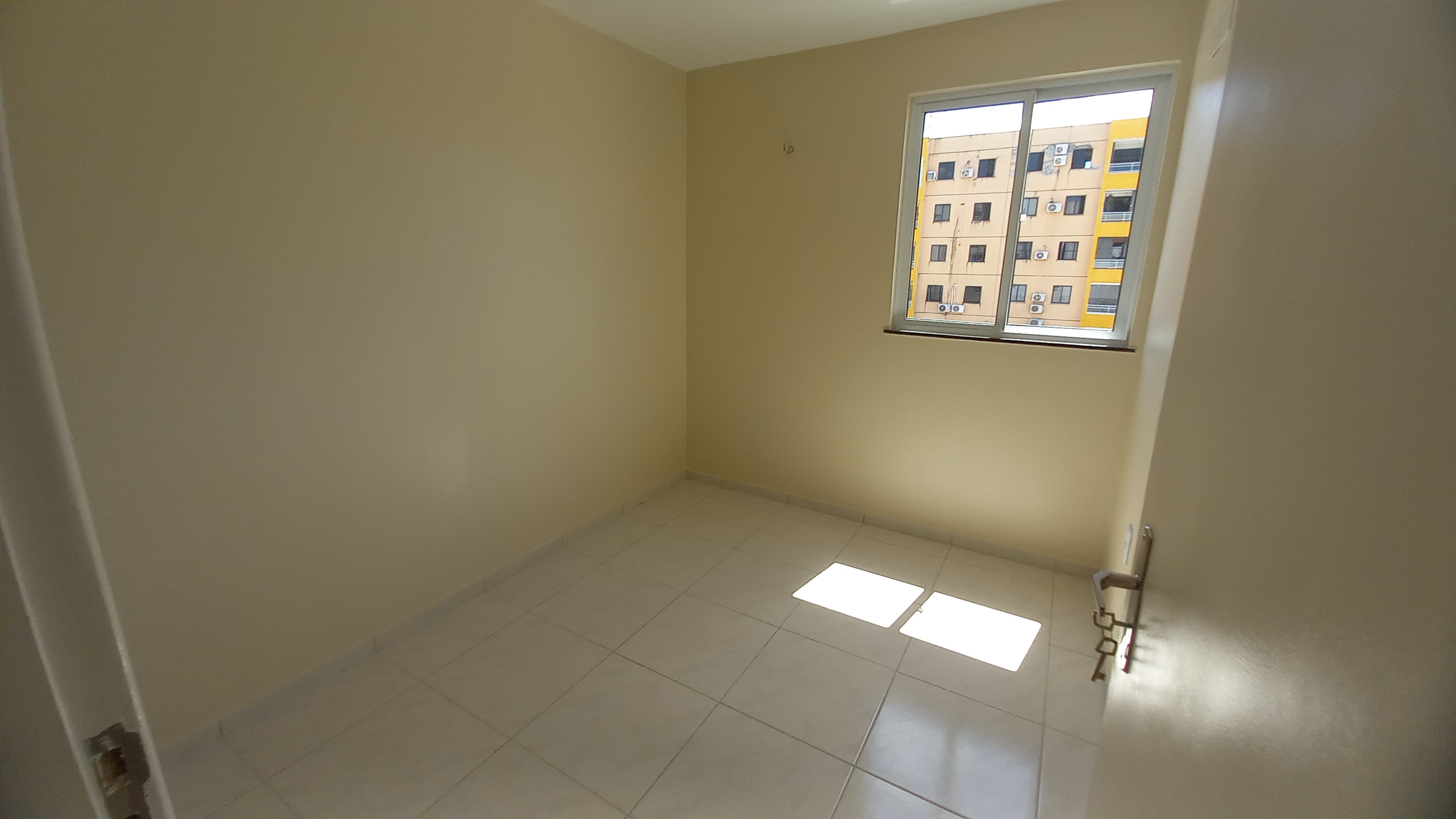 Imagem Apartamento com 3 Quartos à Venda ou Locação, 65 m²em Itaperi - Fortaleza