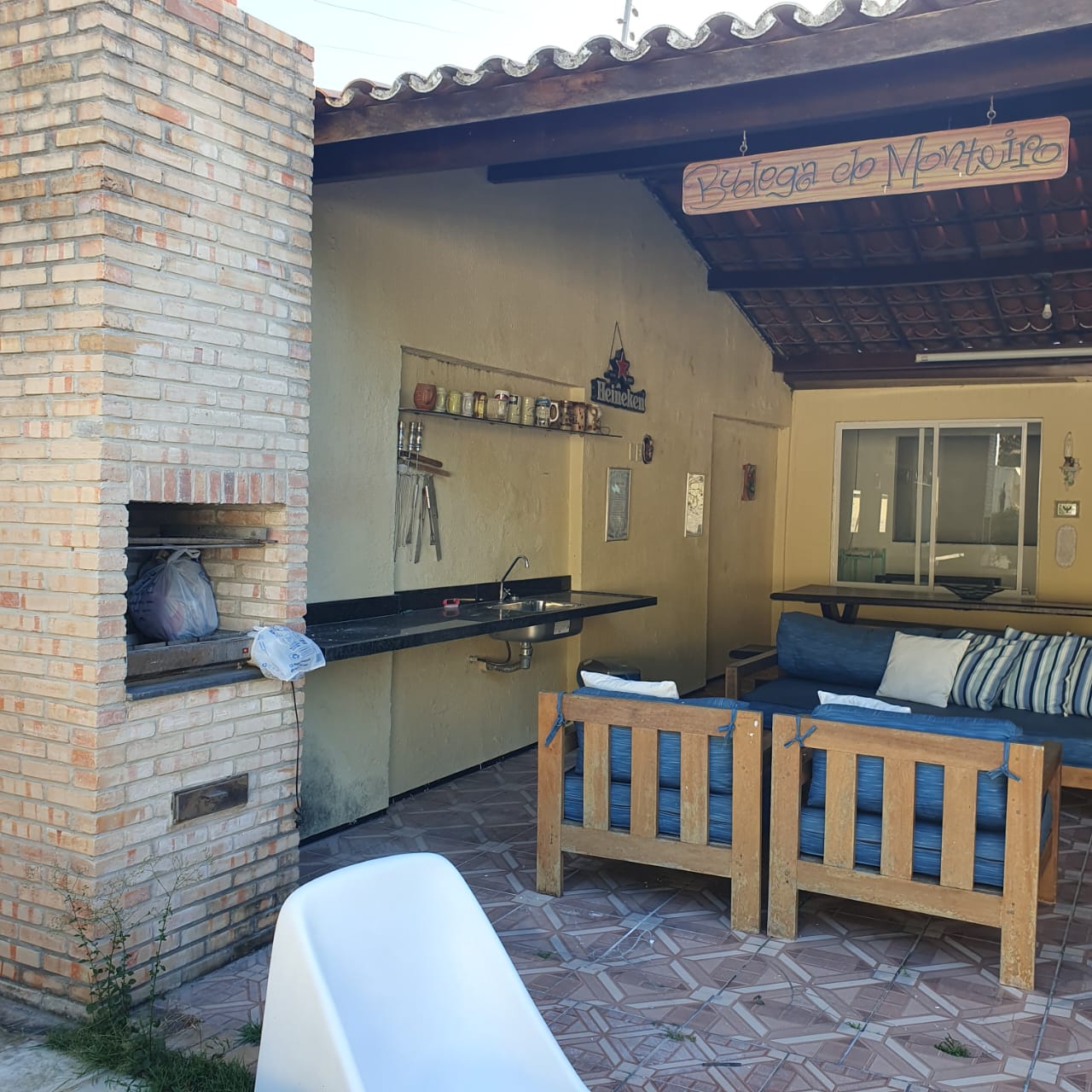 Imagem Casa com 3 Quartos à Venda, 762 m² em Sapiranga-Coité - Fortaleza Imagem Casa com 3 Quartos à Venda, 762 m² em Sapiranga-Coité - Fortaleza