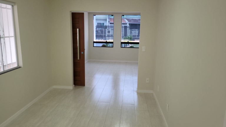 Imagem Casa com 3 Quartos à Venda,  em Itaum - Joinville