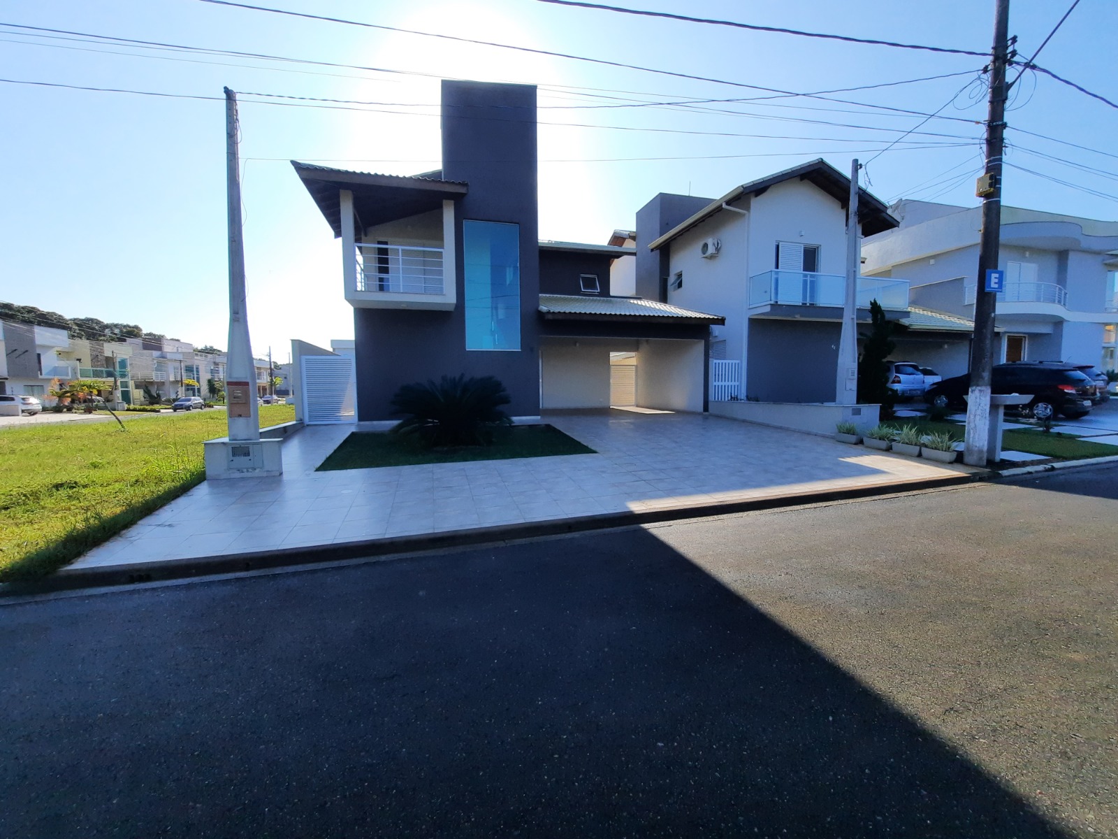Imagem Sobrado com 4 Quartos à Venda, 250 m²em Bougainville IV - Peruibe Imagem Sobrado com 4 Quartos à Venda, 250 m²em Bougainville IV - Peruibe