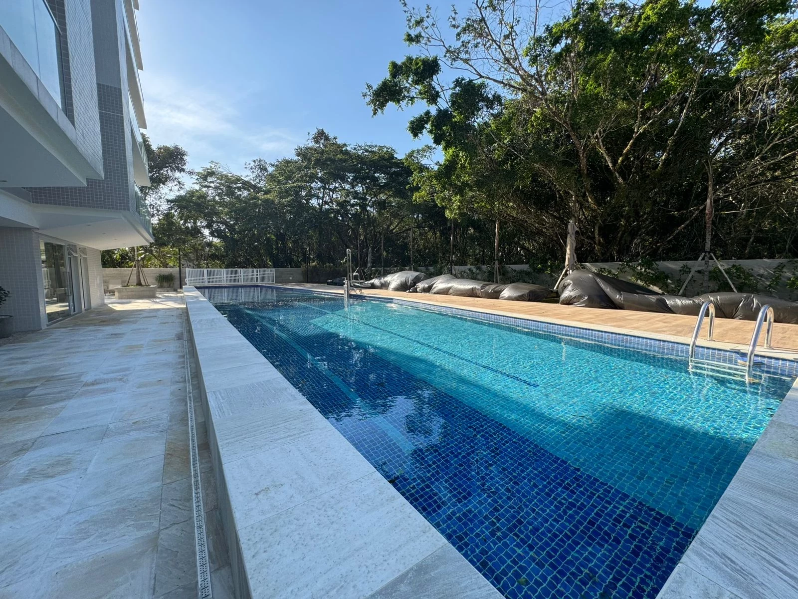 Imagem Apartamento com 1 Quarto à Venda, 56 m² em São Lourenço - Bertioga Imagem Apartamento com 1 Quarto à Venda, 56 m² em São Lourenço - Bertioga