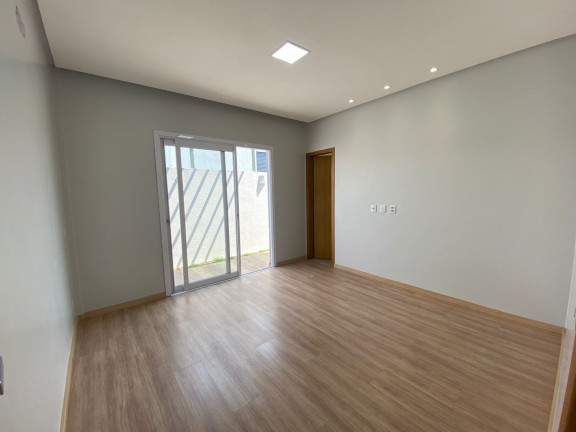 Imagem Casa com 3 Quartos à Venda, 169 m²em Jardins Porto - Senador Canedo
